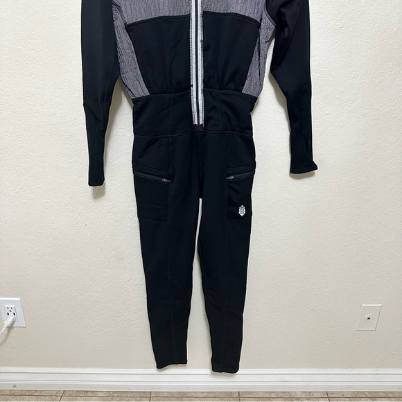 New FP Movement FREE PEOPLE Keepin Cozy One Piece jumpsuit size S - Picture 5 of 10